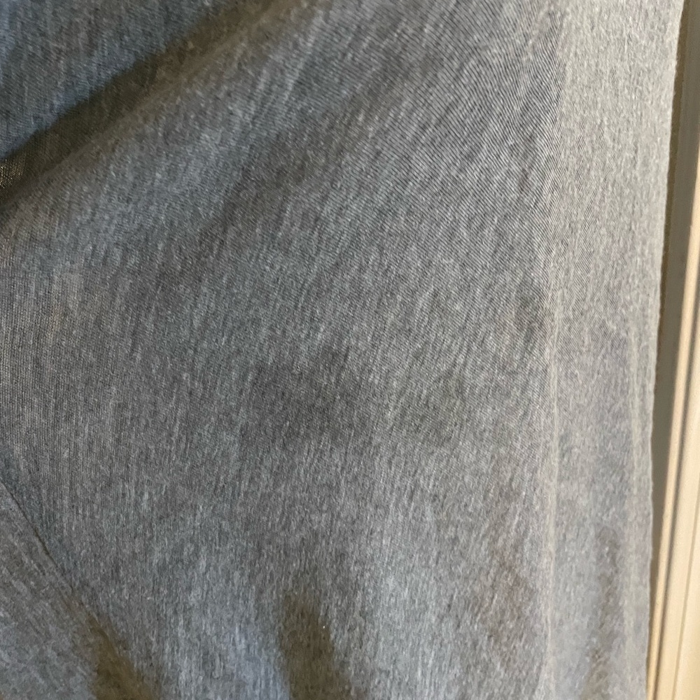 Very cool RVCA open back t-shirt - Picture 6 of 12
